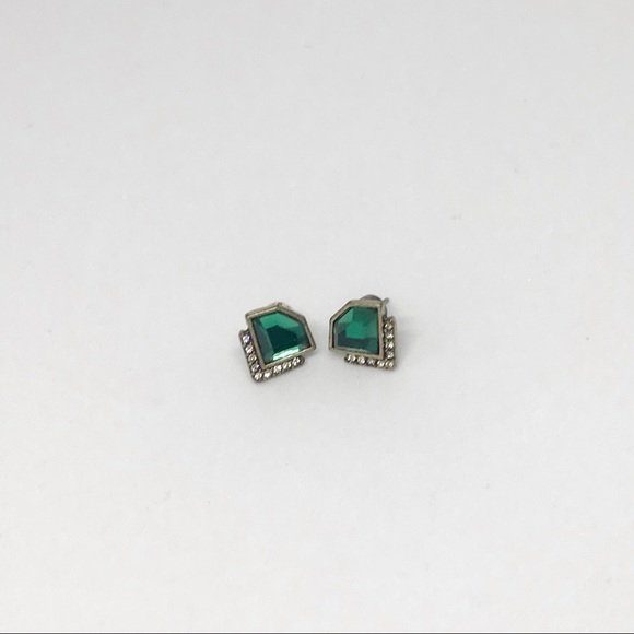 Chloe + Isabel Jewelry - Marquesas Stud Earrings